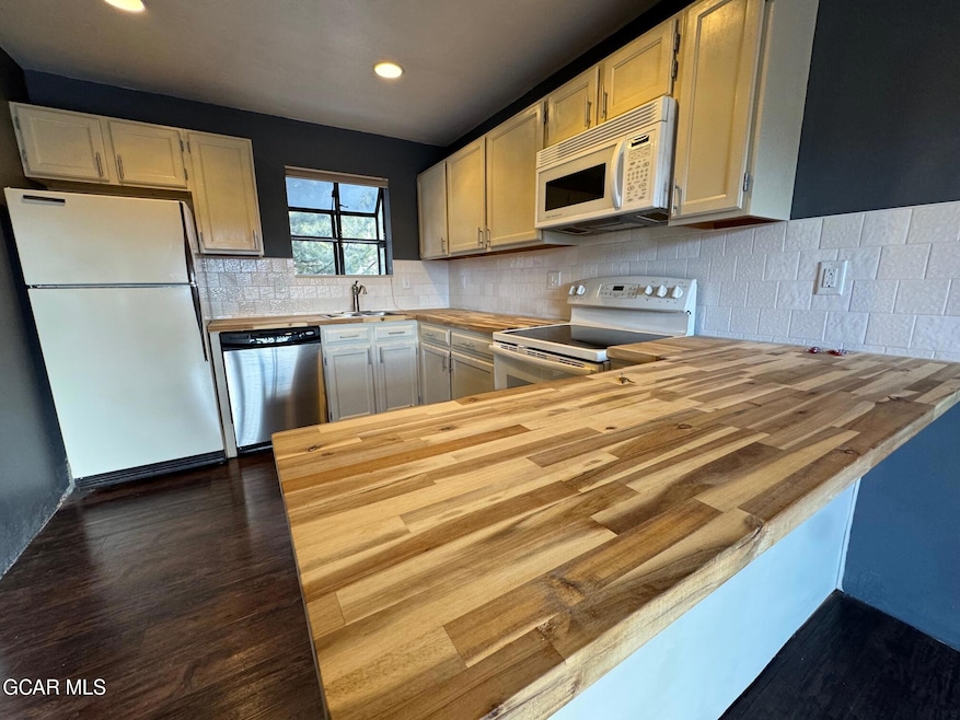 274 Golf Course Rd unit G3, Grand Lake, CO 80447 - photo 1