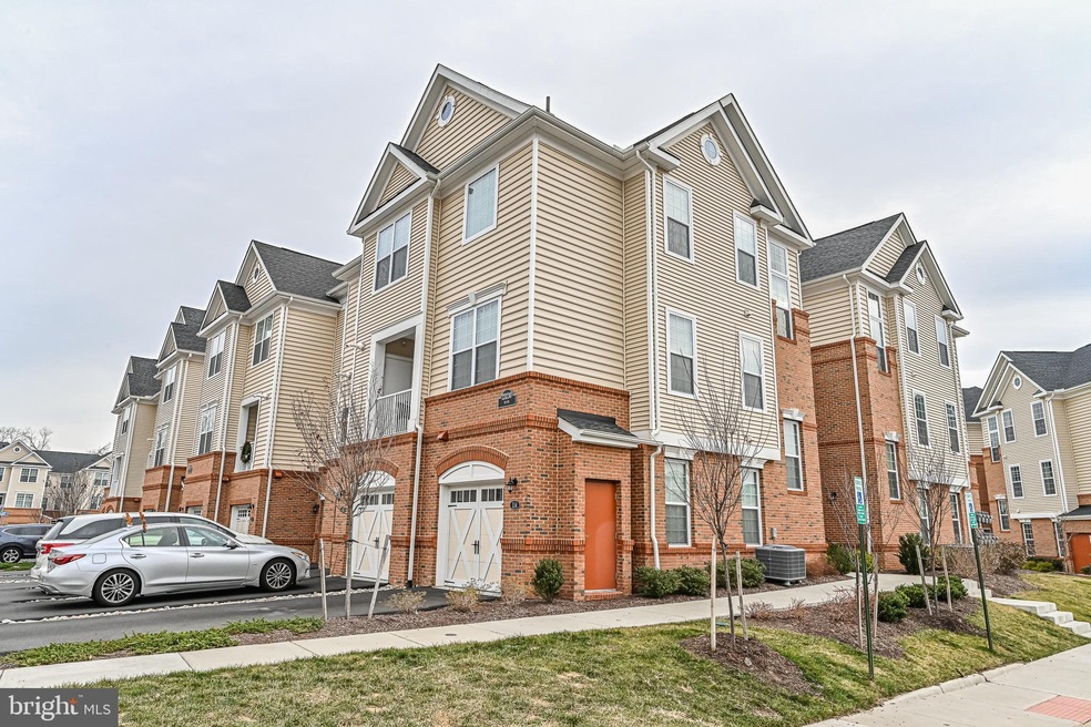 23230 Milltown Knoll Square unit 116, Ashburn, VA 20148 - photo 1