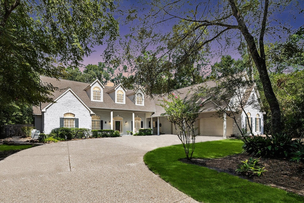 Welcome to 2 Coldsprings Ct located in The Woodlan