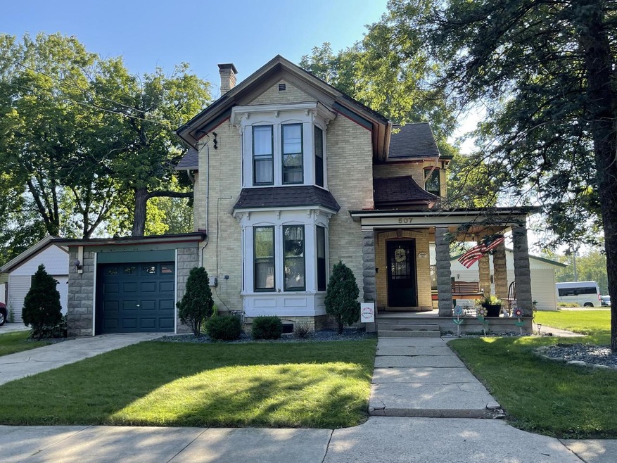 88B1C926-D201-4B40-AB49-D4EA69DE7986