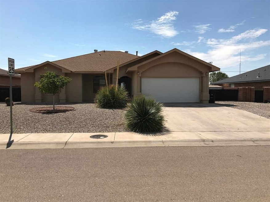 1451 Arroyo Seco, Alamogordo, NM 88310 - photo 1