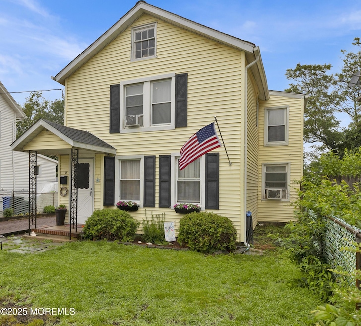 Front 18 Pine