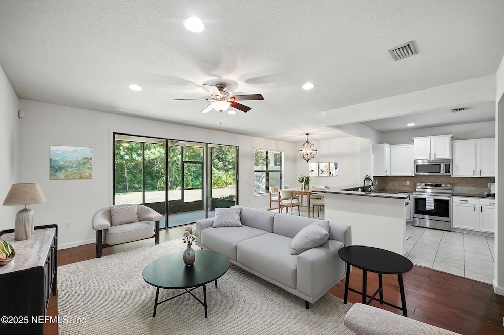 For Sale $433,000 • Co-Listing Agent