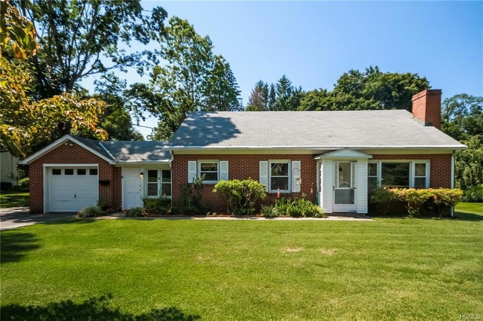 6 Summit Ave, Pawling, NY 12564 - photo 1