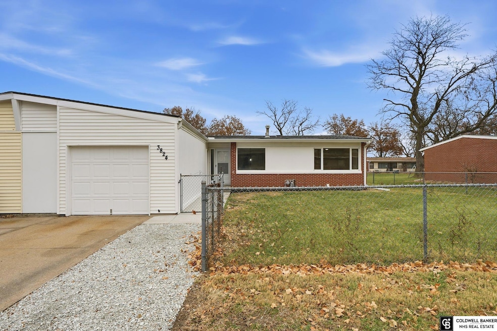 3824 NW 50th St, Lincoln, NE 68524 - photo 1