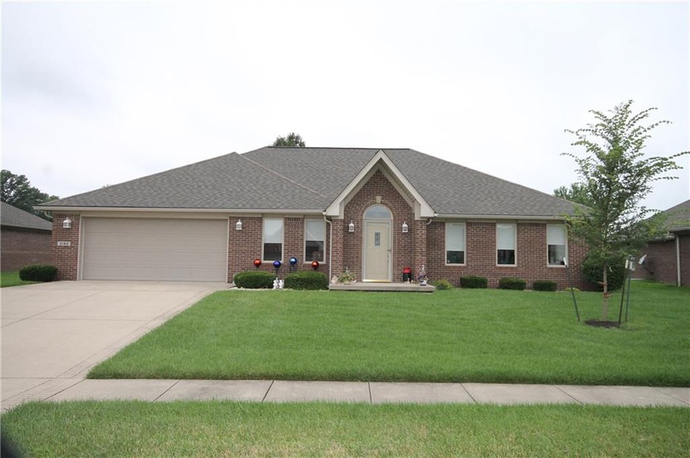 3182 Potomac Ct, Columbus, IN 47203 - photo 1