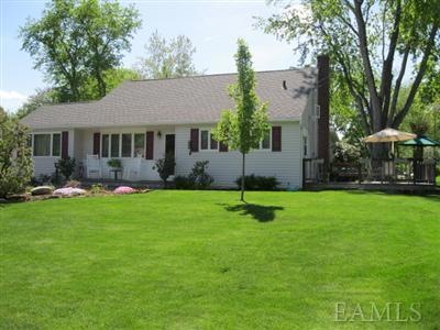 2739 Crescent Dr, Yorktown Heights, NY 10598 - photo 1