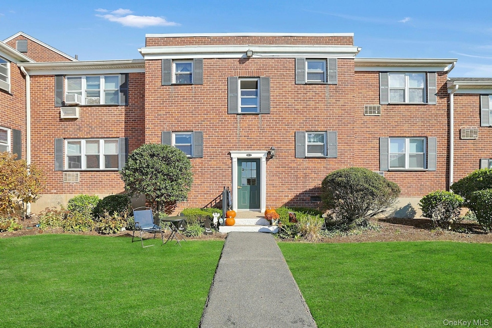 123 S Highland Ave unit B3, Ossining, NY 10562 - photo 1