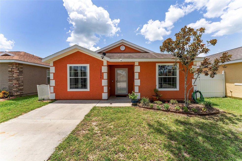 12296 NE 48th Loop, Oxford, FL 34484 - photo 1