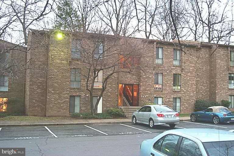 2329 Freetown Ct unit 12C, Reston, VA 20191 - photo 1