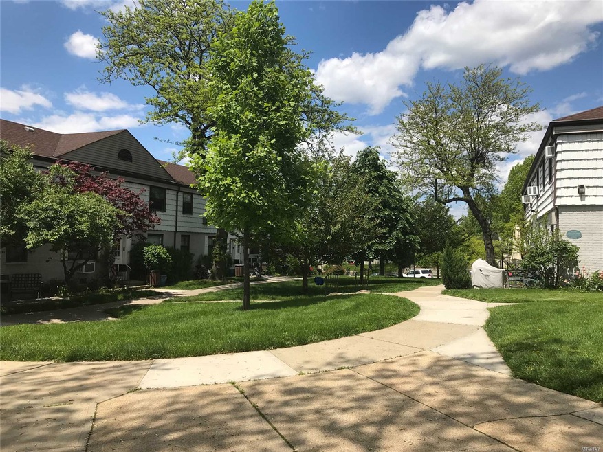 6740 136th St unit B, Flushing, NY 11367 - photo 1