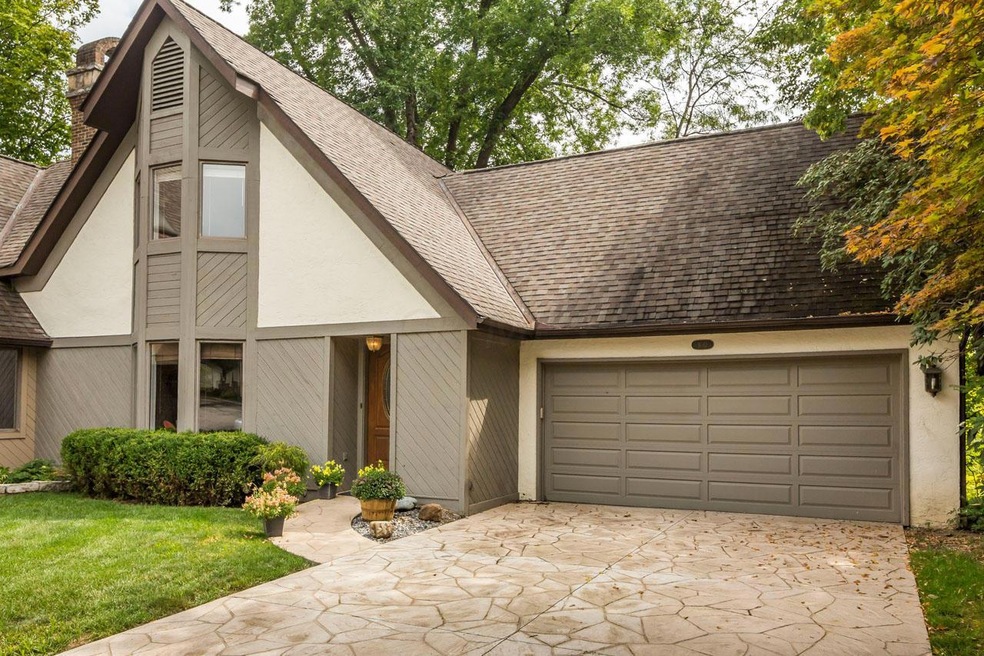 100 Whieldon Ln 03