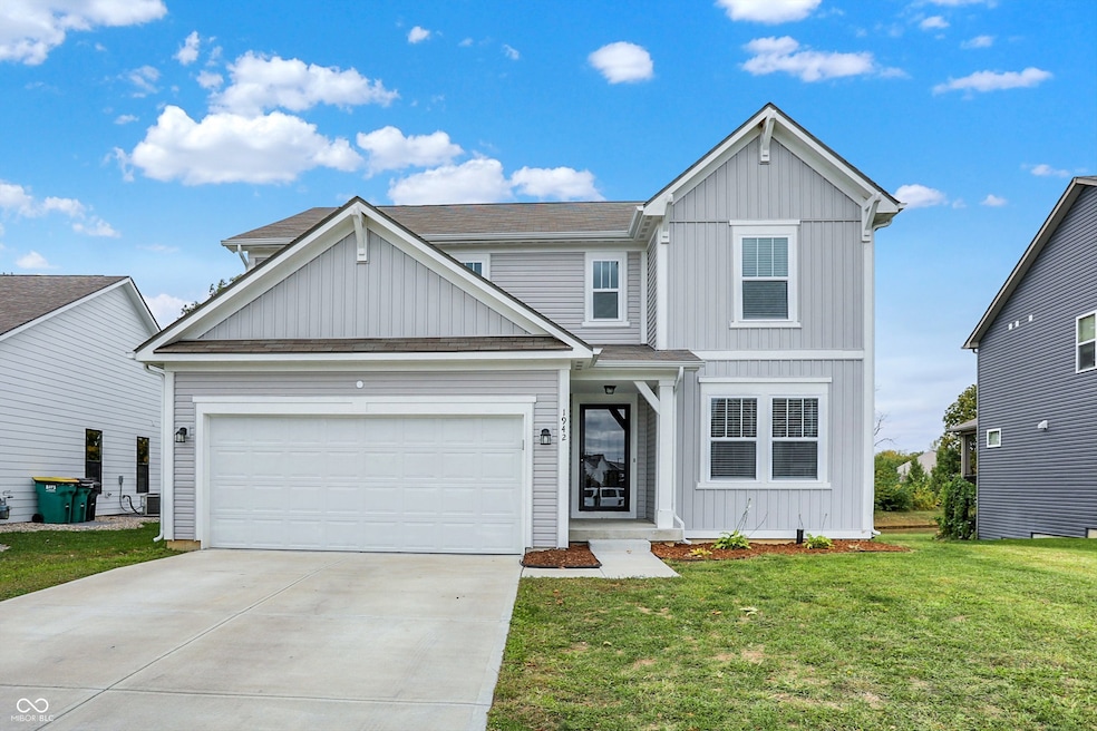 1942 Turning Leaf Dr, Franklin, IN 46131 - photo 1