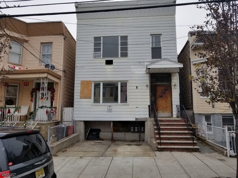 518 48th St, Union City, NJ 07087 - photo 1