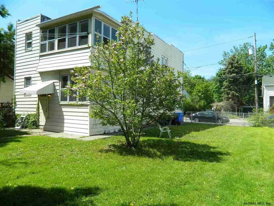 14 Garden St, Albany, NY 12209 - photo 1