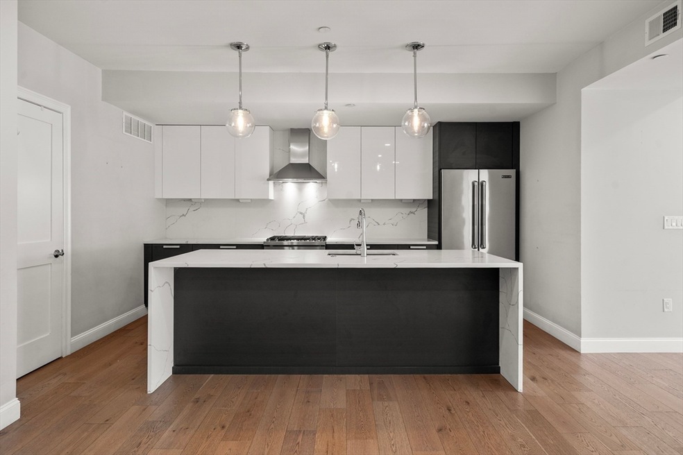 54 Pleasant St unit 4, Boston, MA 02125 - photo 1