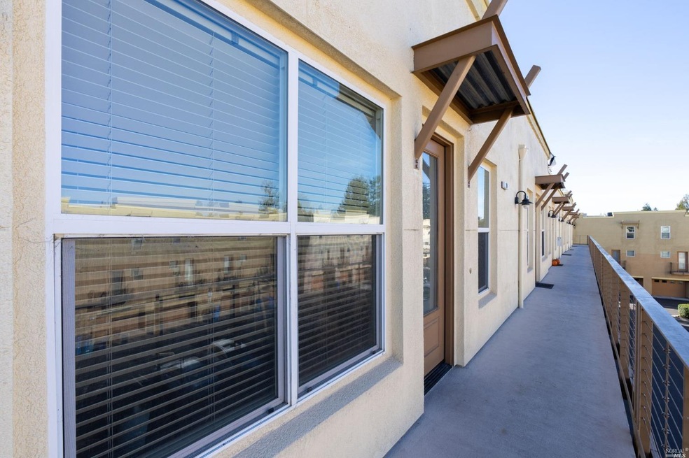 270 City Center Dr, Rohnert Park, CA 94928 - photo 1