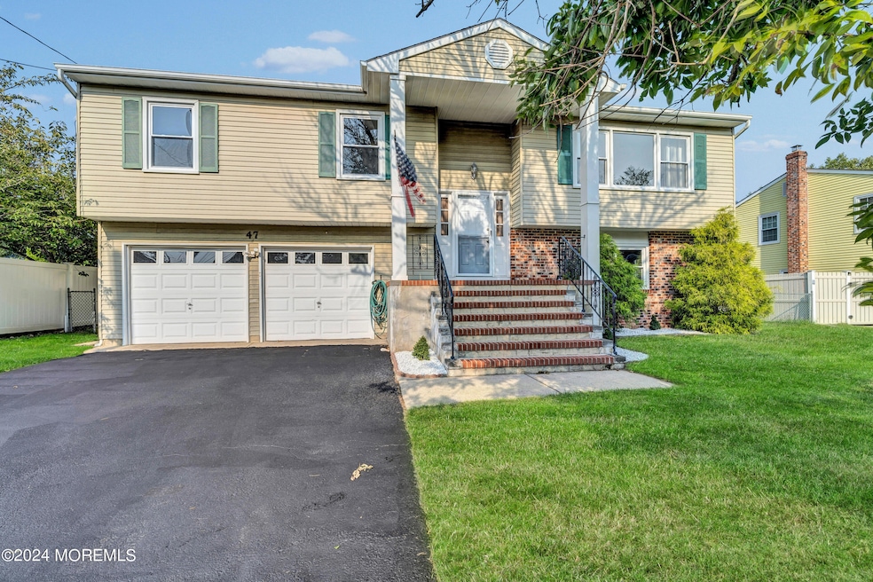 47 Newtons Corner Rd, Howell, NJ 07731 - photo 1