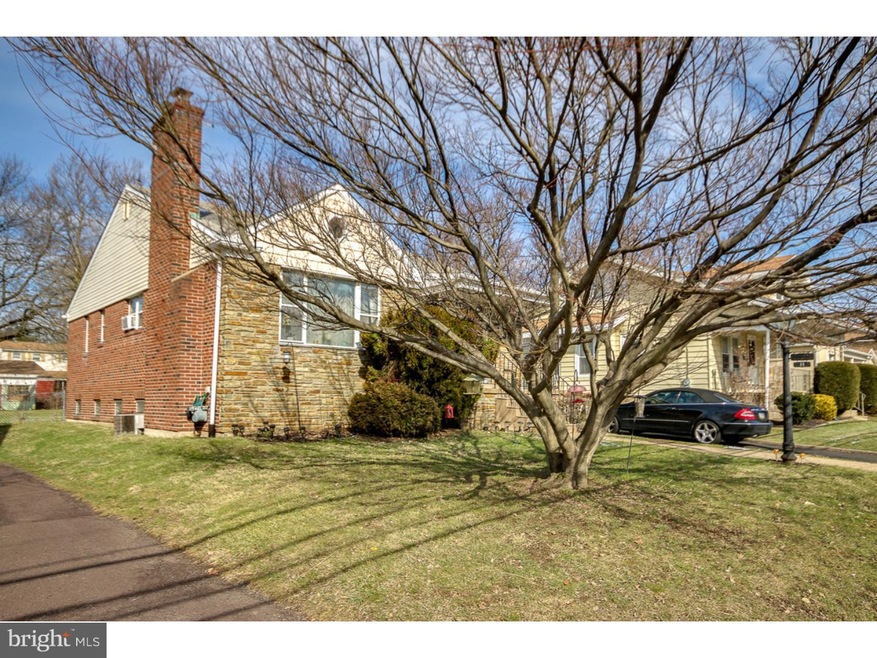 11 Center Ave, Willow Grove, PA 19090 - photo 1