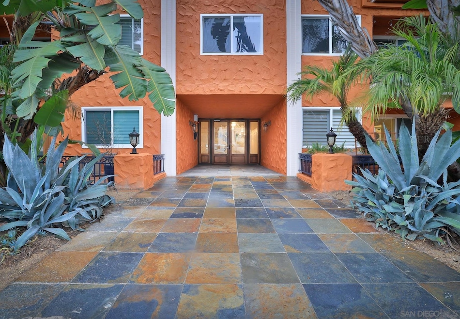 3688 1st Ave unit 10, San Diego, CA 92103 - photo 1