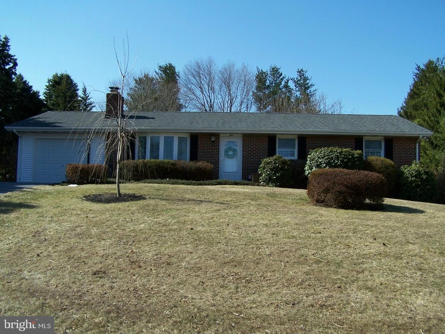 9 Roosevelt Rd, Sykesville, MD 21784 - photo 1