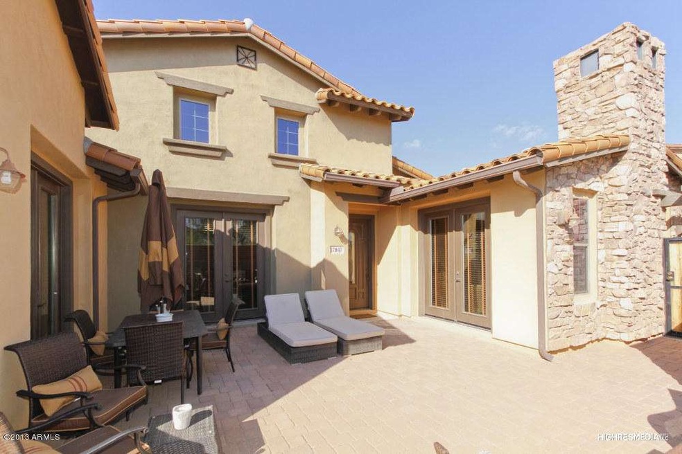 Front Courtyard Entry
