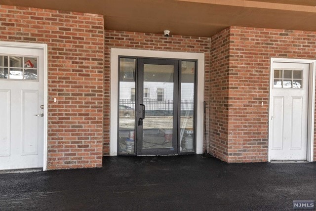 164-168 Atlantic St unit 101, Paterson, NJ 07503 - photo 1