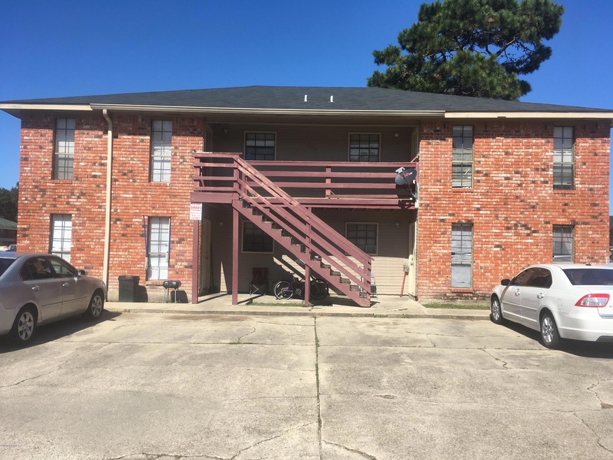 700 Sweetbriar