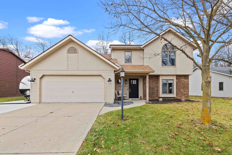 14021 Maple Dr, Grabill, IN 46741 - photo 1