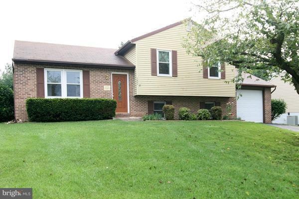 7093 Saddle Dr, Sykesville, MD 21784 - photo 1