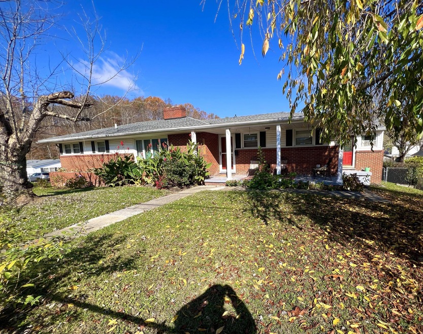 101 Huff St, Cumberland, KY 40823 MLS 23021512