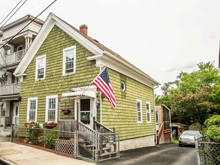 133 Margin St, Lawrence, MA 01841 - photo 1