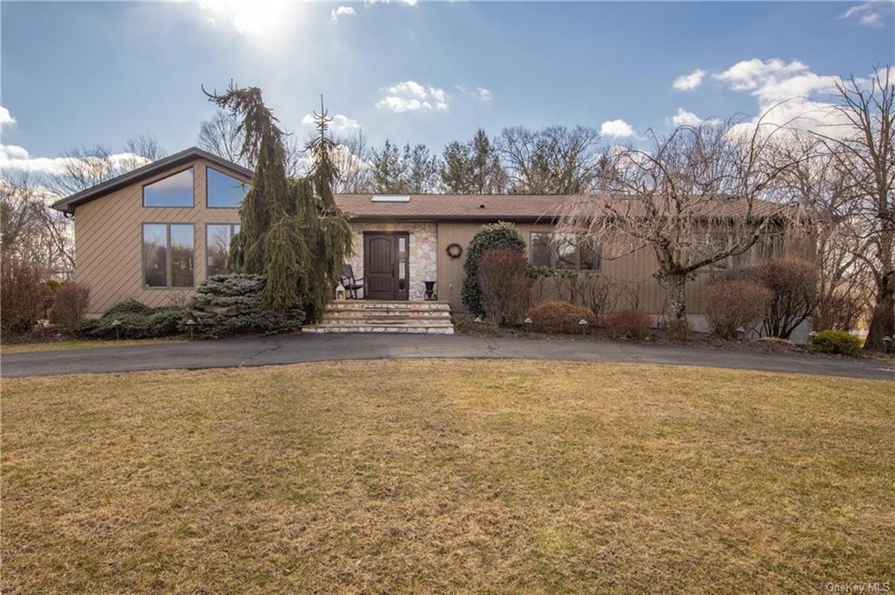 12 Brainerd Dr, Stony Point, NY 10980 - photo 1