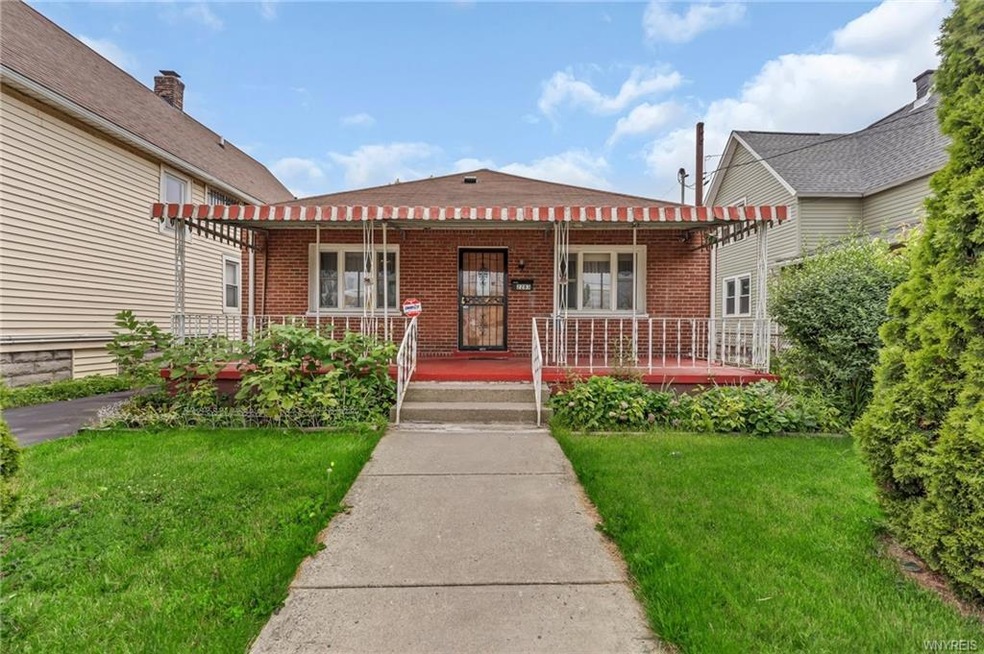 2283 Broadway St, Buffalo, NY 14212