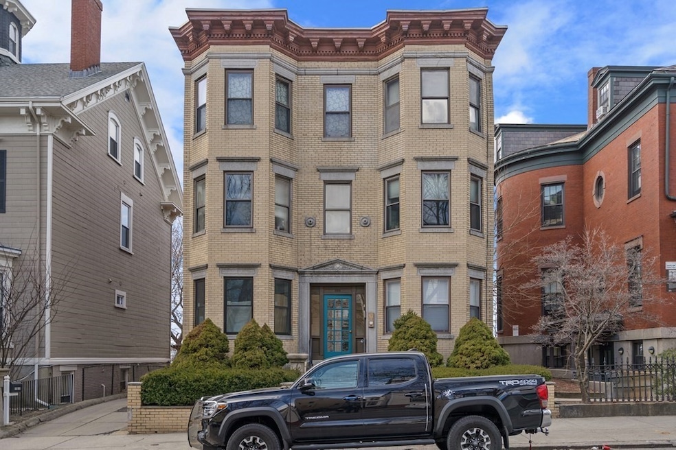 404 Meridian St unit 3, Boston, MA 02128 - photo 1