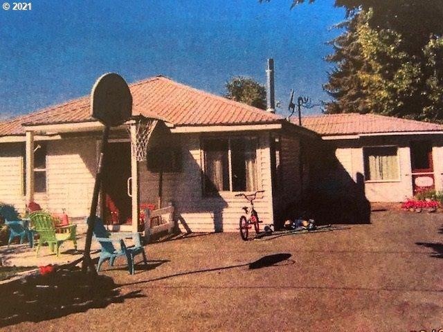 345 Cottonwood, Mount Vernon, OR 97865 - photo 1