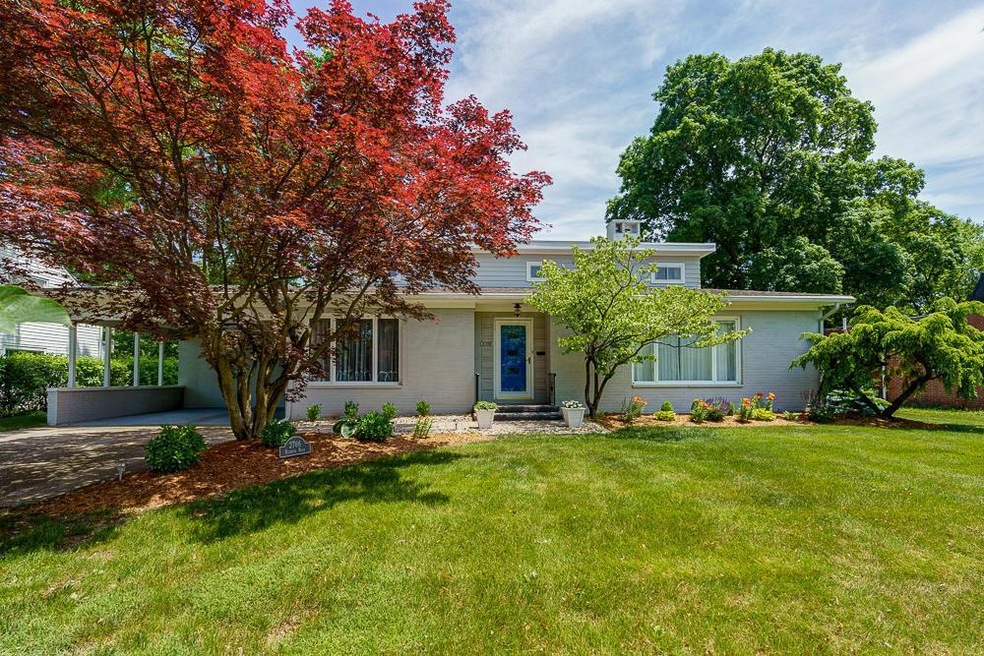 2766 Redding