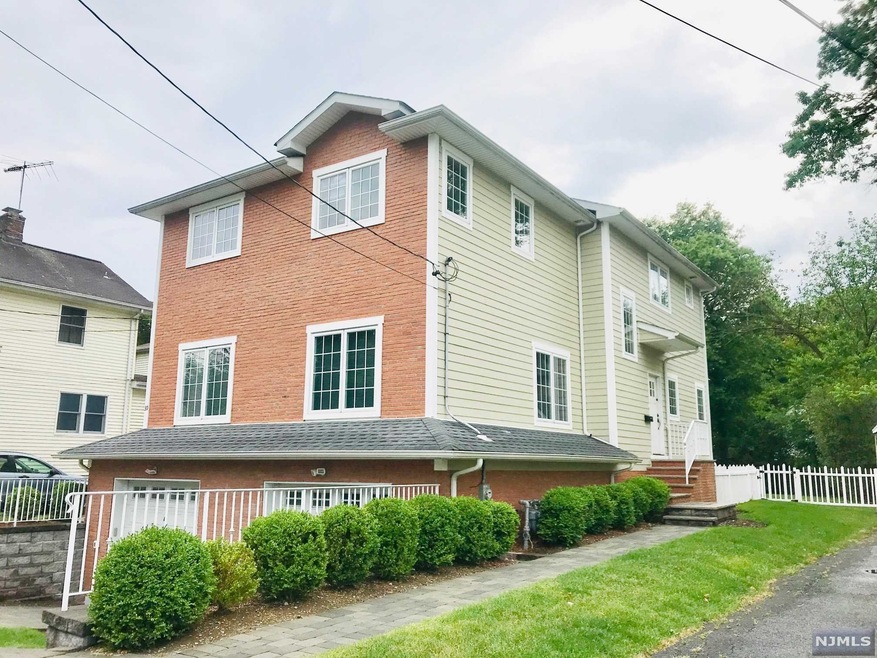 39 Grove St unit B, Tenafly, NJ 07670 - photo 1