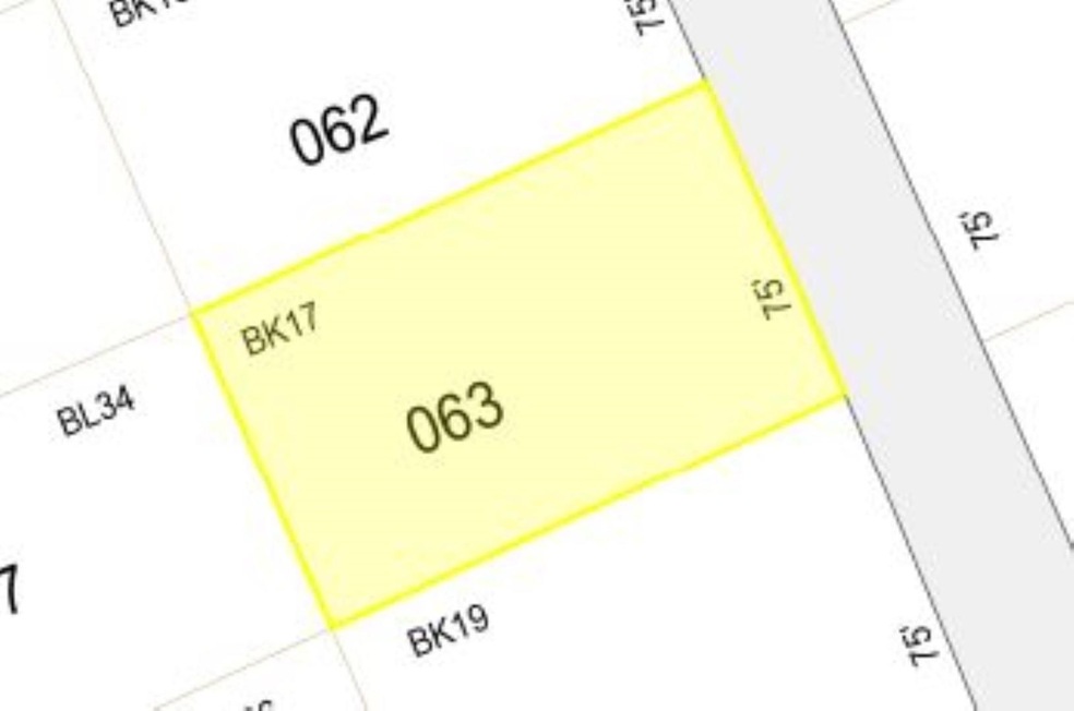 0 Raccoon Aly unit 63 4914144, Hillsboro, NH 03244 - photo 1