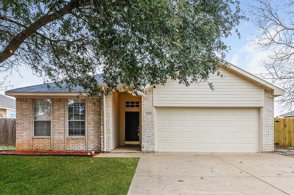 unlisted-address, Denton, TX 76210 - photo 1