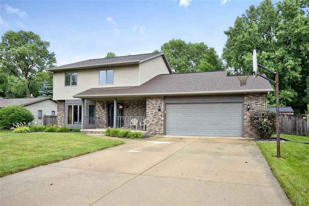 2012 W Marquette St, Appleton, WI 54914 - photo 1