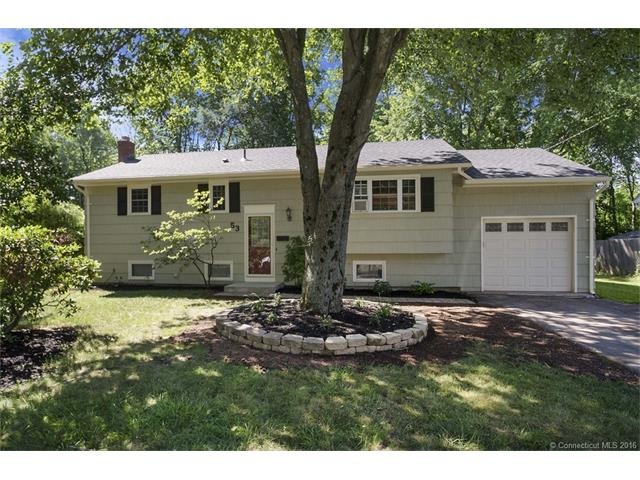 53 Beechwood Rd, West Hartford, CT 06107 - photo 1