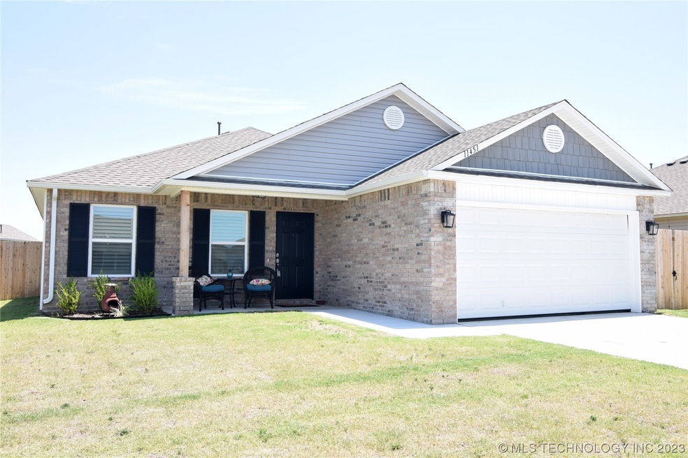 11451 S 237th East Ave, Broken Arrow, OK 74014 - photo 1