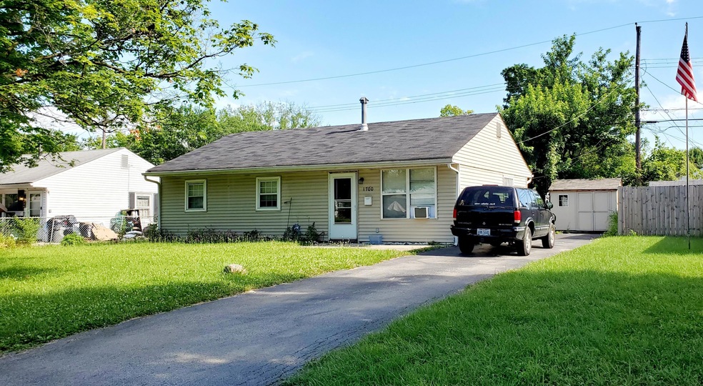 1700 Marsdale Ave, Columbus, OH 43223 - photo 1