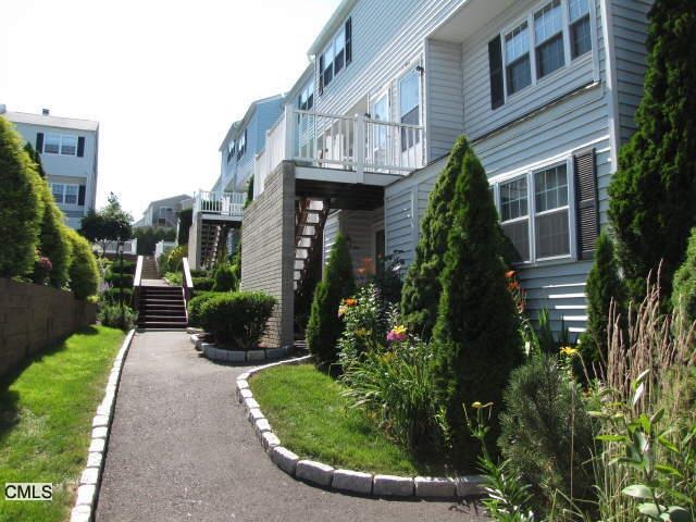 14 Fairview Ave unit D3, Norwalk, CT 06850 - photo 1