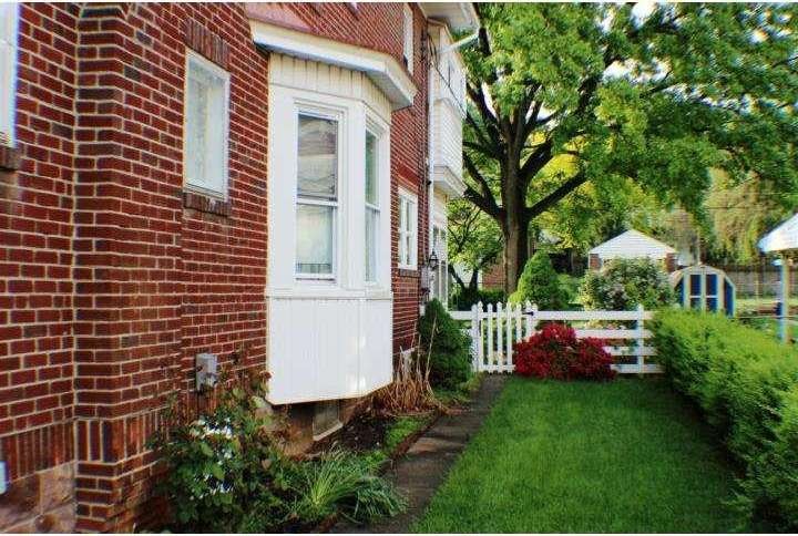 2409 Spring St, Reading, PA 19609 - photo 1