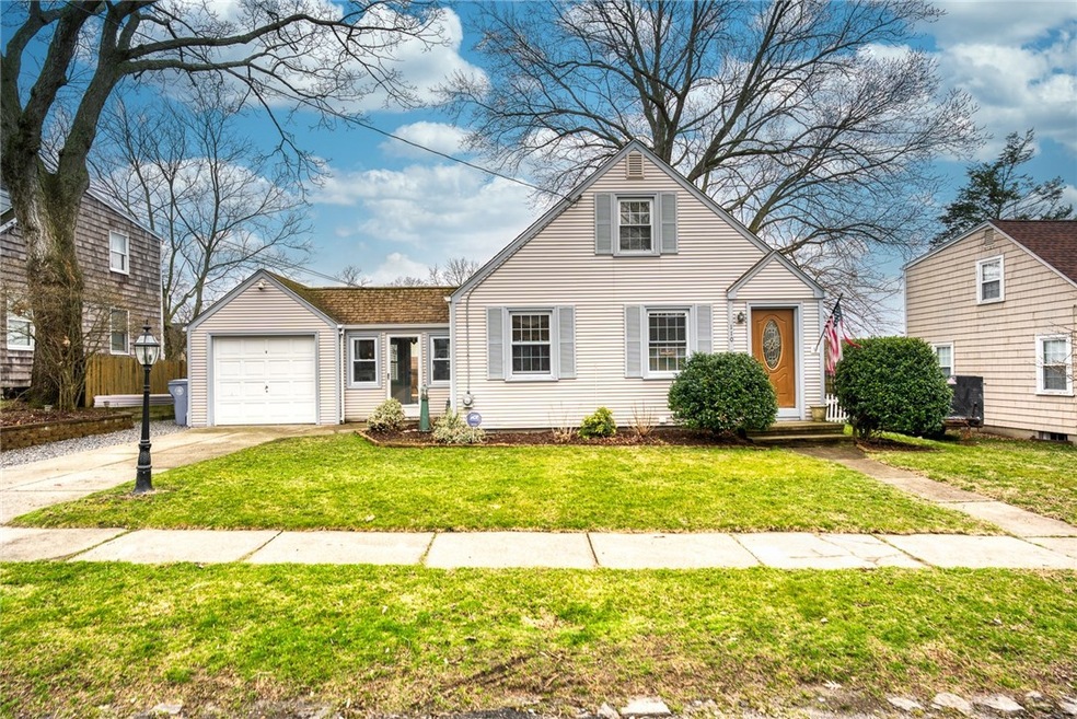 110 Bryant Rd, Cranston, RI 02910 - photo 1