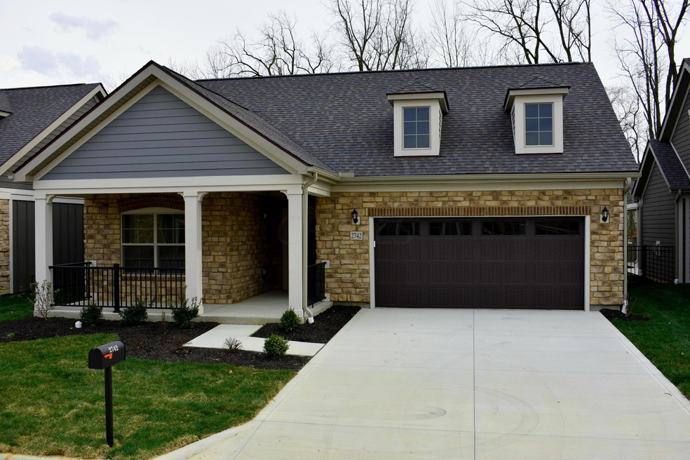2742 Gardenview Loop