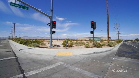 Corner - Ridgecrest Blvd/Downs St.