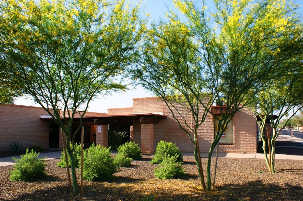 1550 E University Business Center